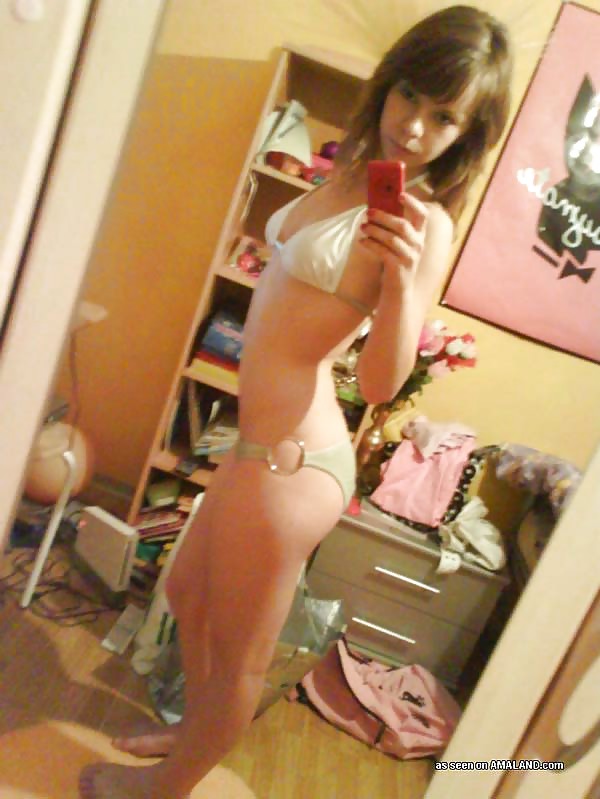 selfshots girl 2 pict gal