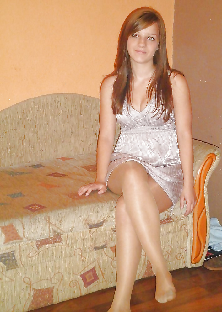 Pantyhose pose8 pict gal