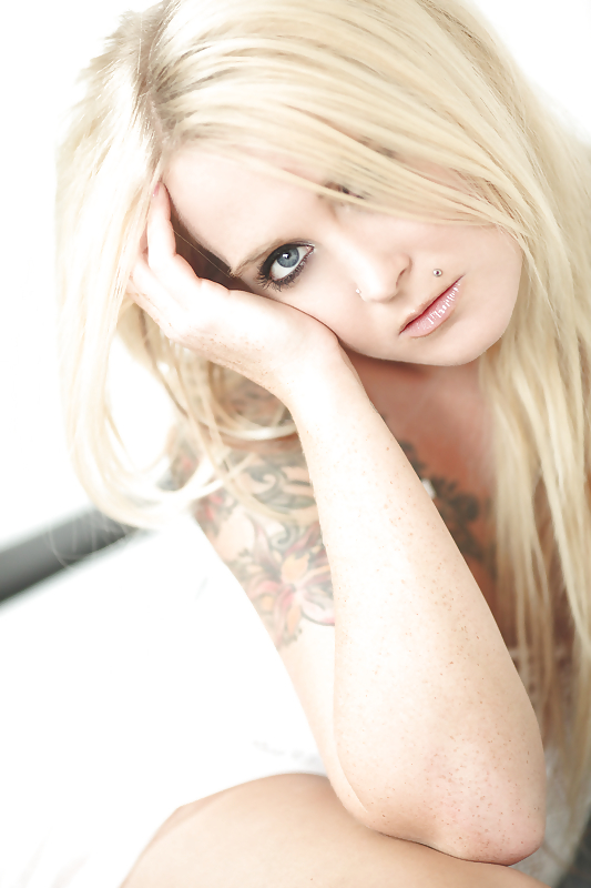 Janet Mueller alias Sharon Berlin Tag & Nacht pict gal