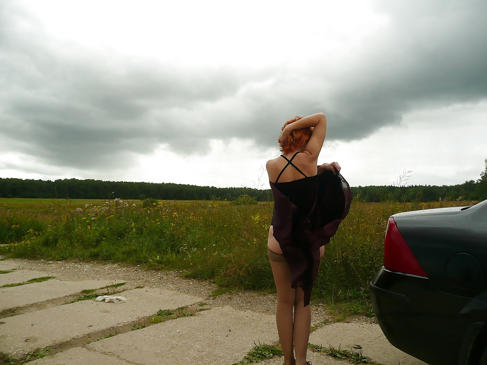 Mature amateur lady on a windy day. pict gal
