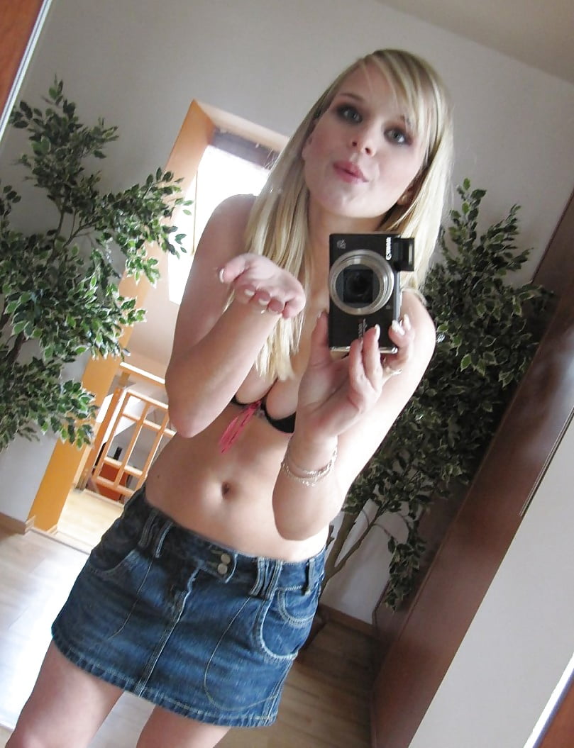 Horny Silly Selfie Teens (165) pict gal