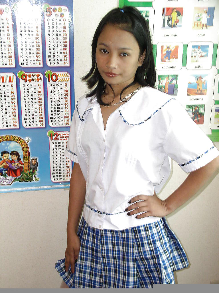 MANILA SCHOOLGIRLS - ERIKA pict gal