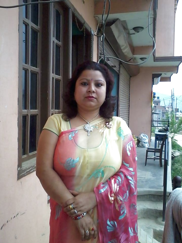 sexy nepali mom ROSANI with her huge boobs pict gal