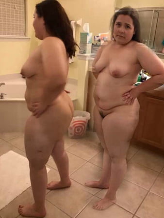 cute bbw in bathroom         