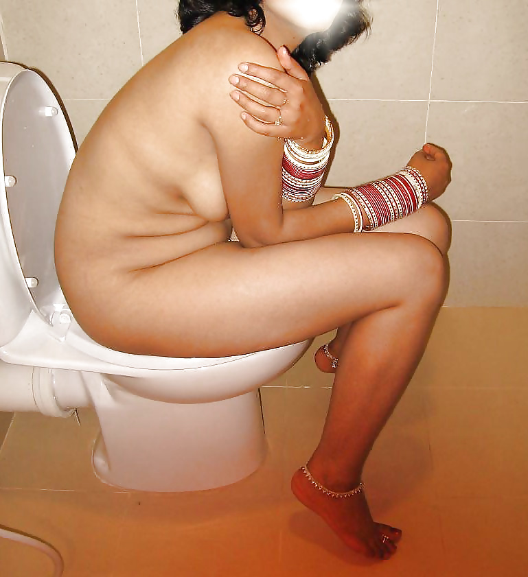 Indian toilet girls nude â€” Nude Amateurs