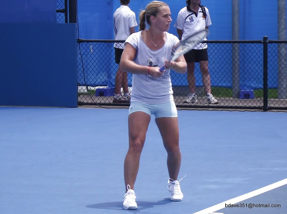 Adorable Tennis Player Dominika Cibulkova pict gal