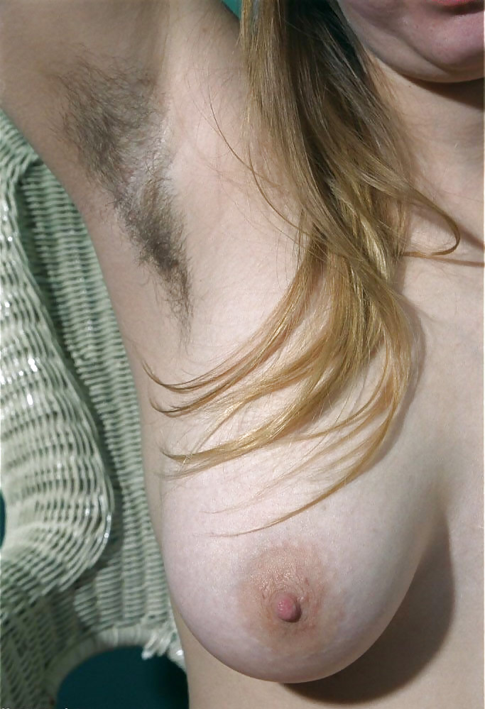 HOT AND HAIRY - EMMA pict gal