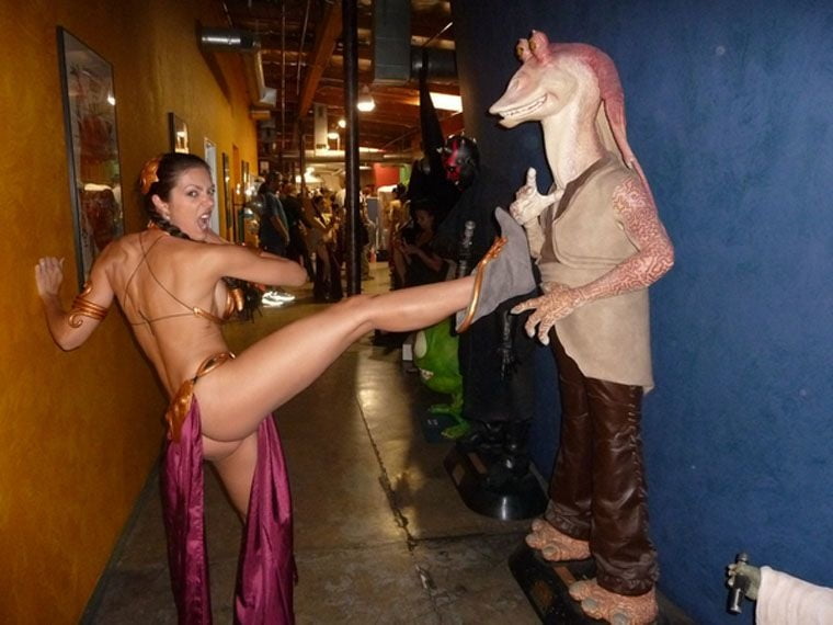 Princess Leia cosplay photo #324951748