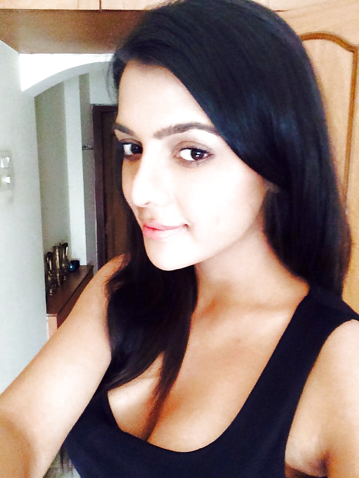 INDIAN SLUTS pict gal