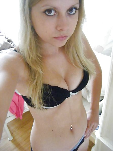 Nice blonde teen pict gal