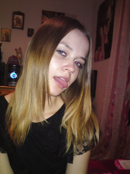 Little Fuck Slut 19 yo Xristina pict gal