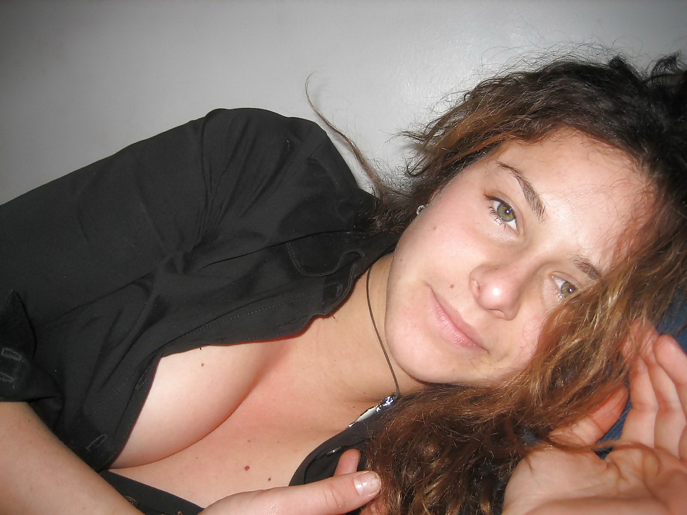 brunette milf pict gal