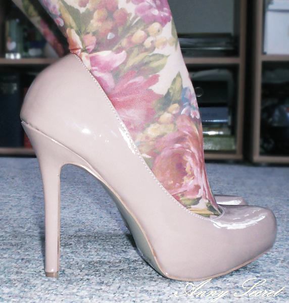 Ullas hot heels. Frend of my GF pict gal