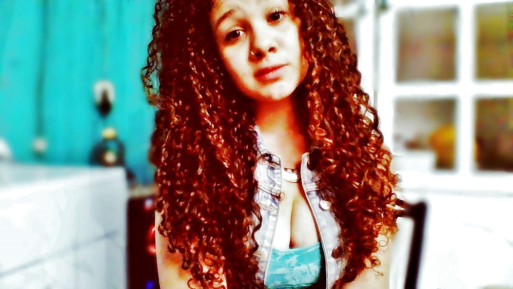 Curly hair teen of costa rica Kimi Castillo pict gal