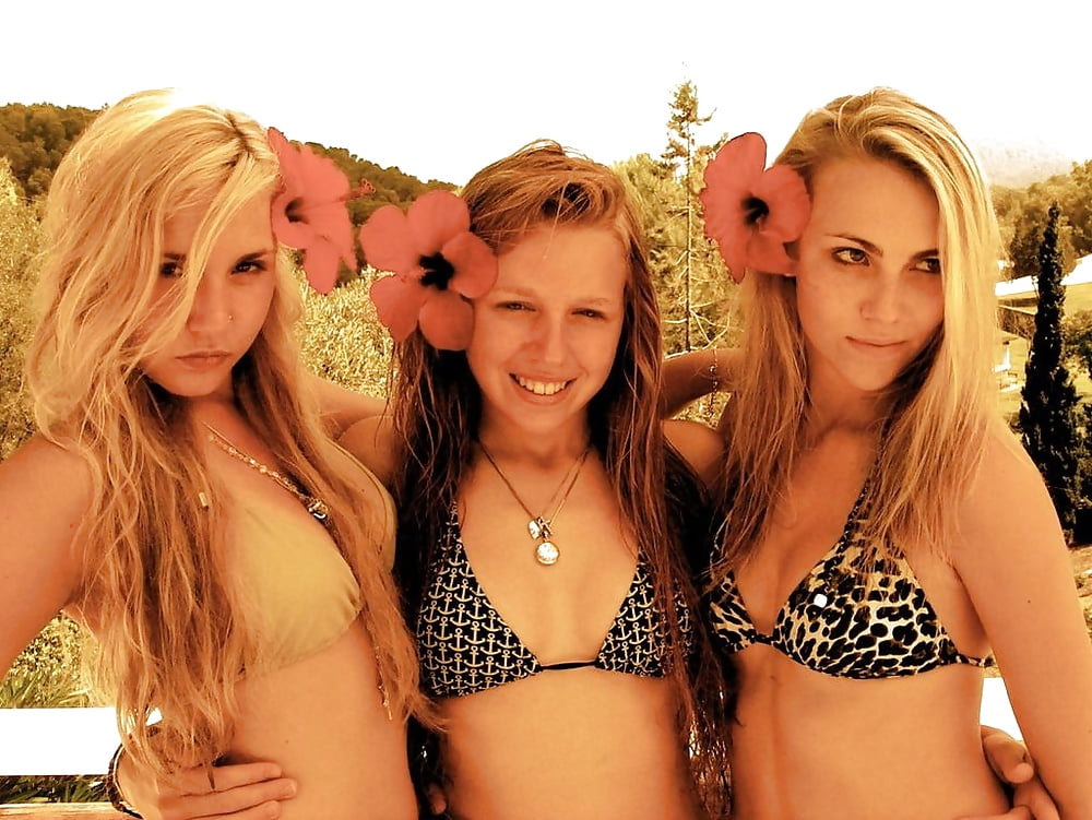 Nice Amatuer Girls Beached 2 pict gal