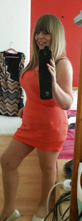 Sexy eBay Seller pict gal
