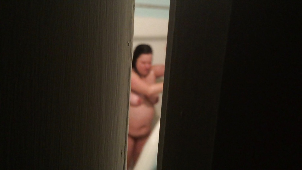 Wife hidden cam after shower 12-21-15 pict gal