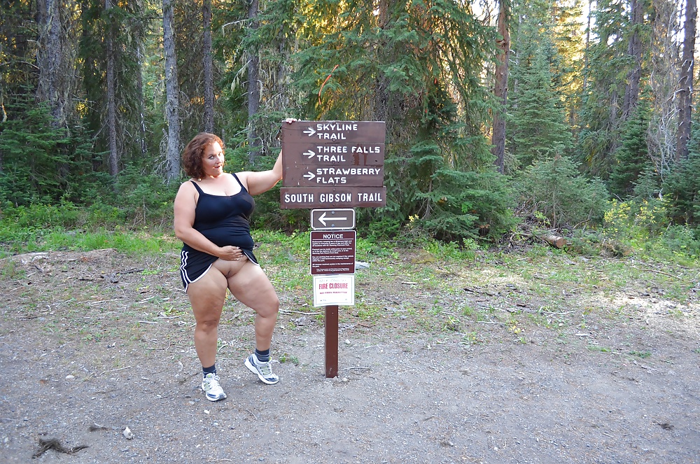 Businesswoman Jennifer having a field day at Manning Park pict gal