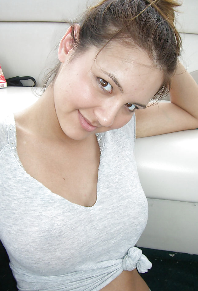 HOTTEST AMATEUR 46 pict gal