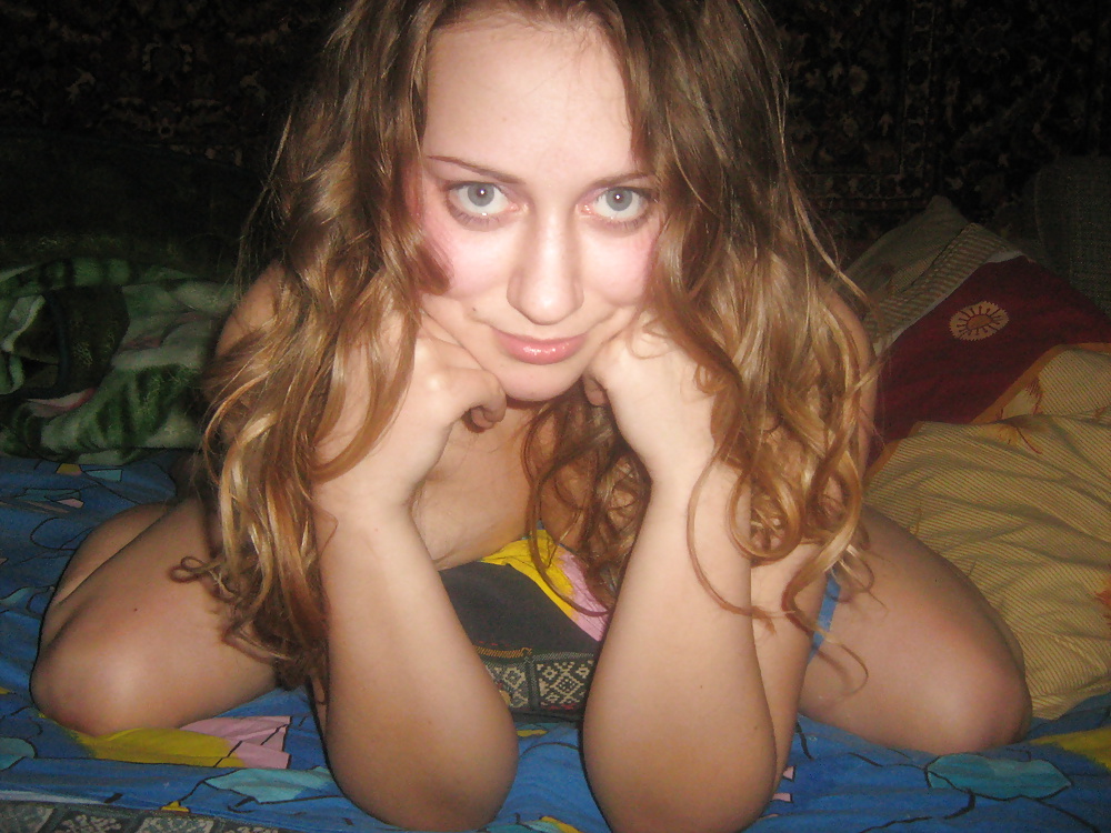 Blue Eyed Ukrainian pict gal
