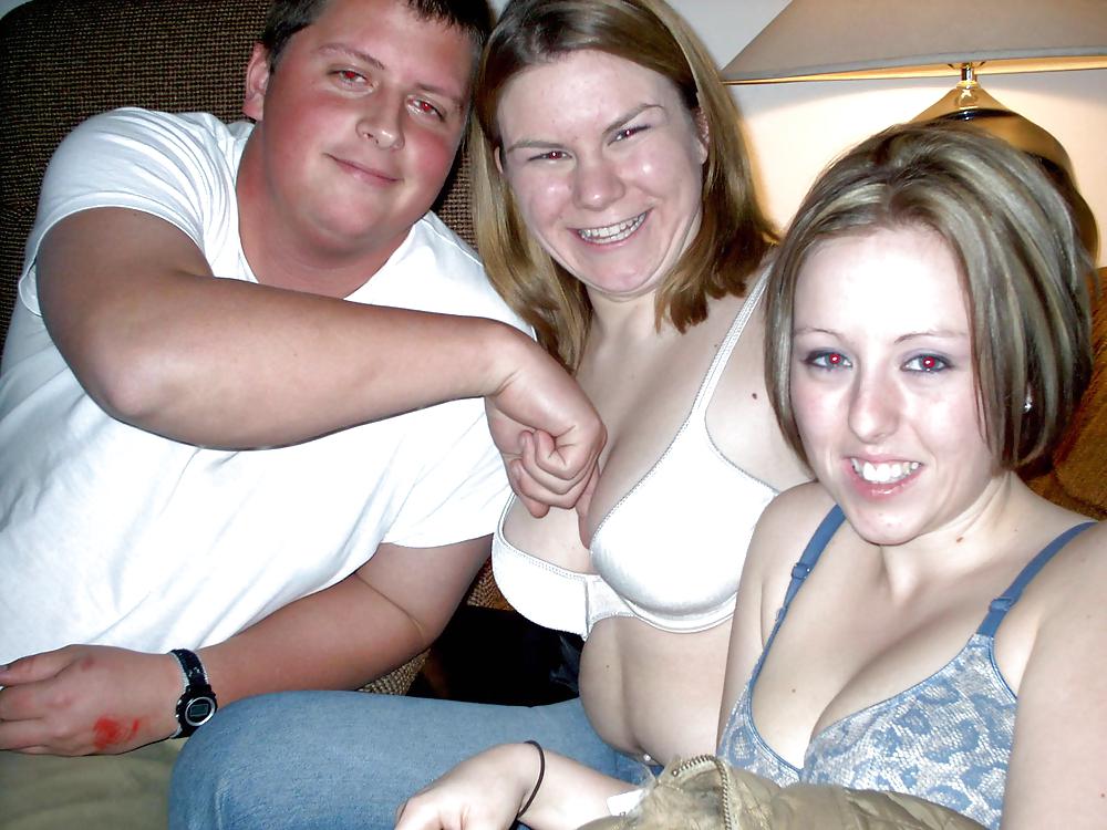 Bra Babes 53 pict gal