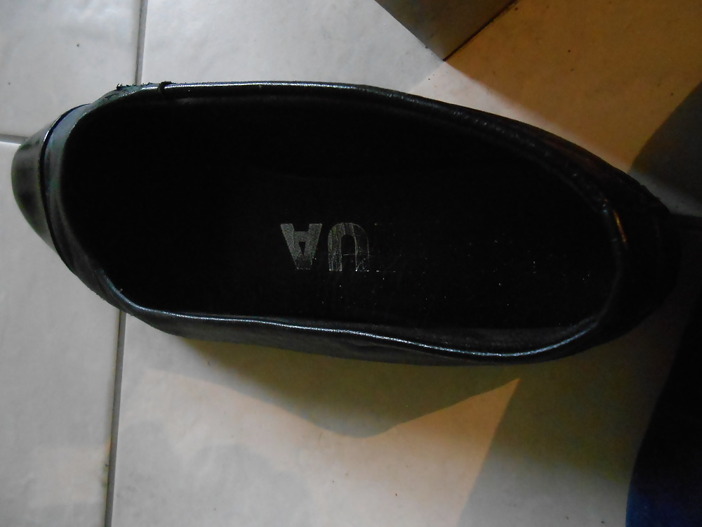 je decharge dans ses ballerines pict gal