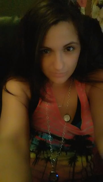 hot young milf Beth for comments and sharing pict gal