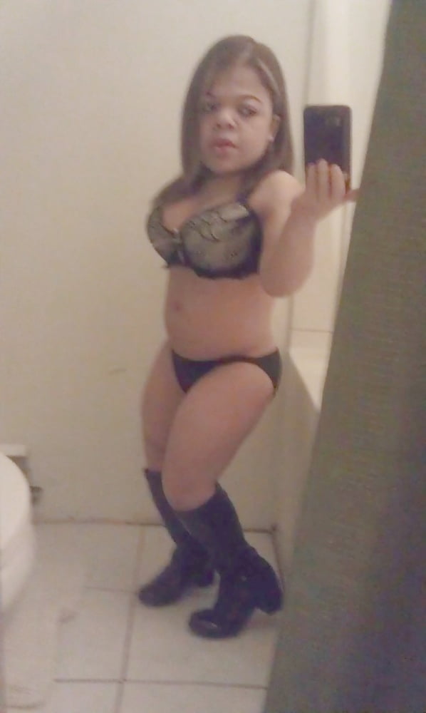 5 Foot And Under pict gal