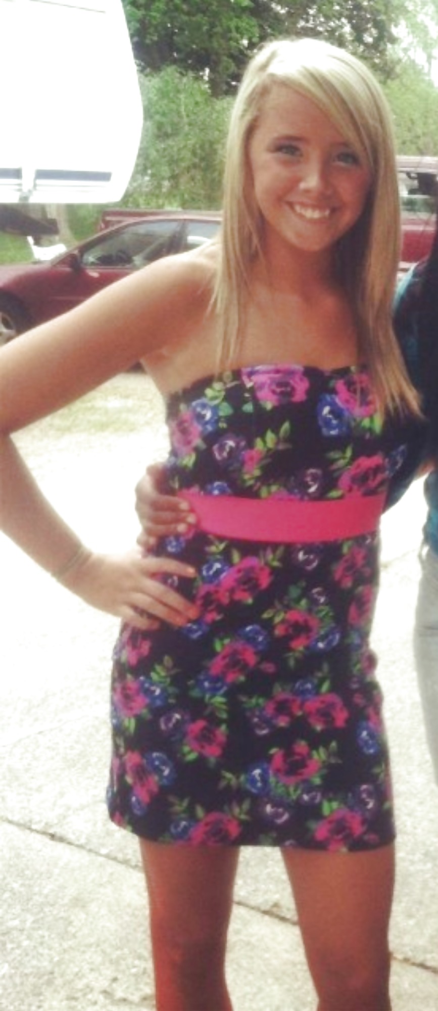 hot blond teen Micay exposed pict gal