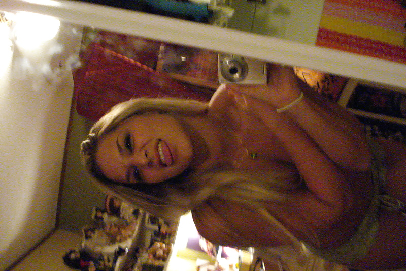 Pretty Amateur Teen Jenna pict gal