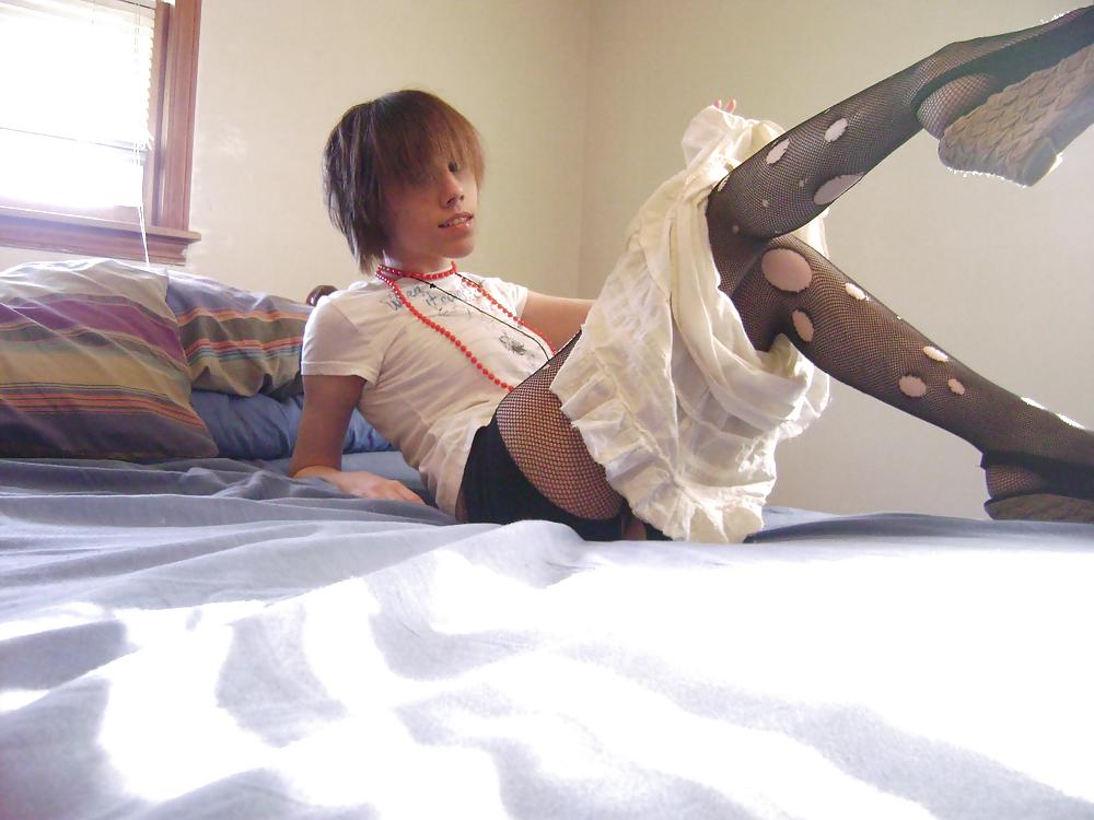 short hair thin girl in fishnets pict gal