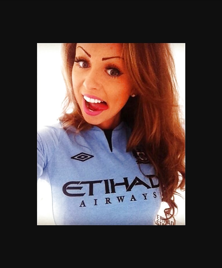 Hot MCFC babe pict gal