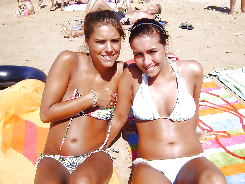 Amateur young slut in bikini pict gal