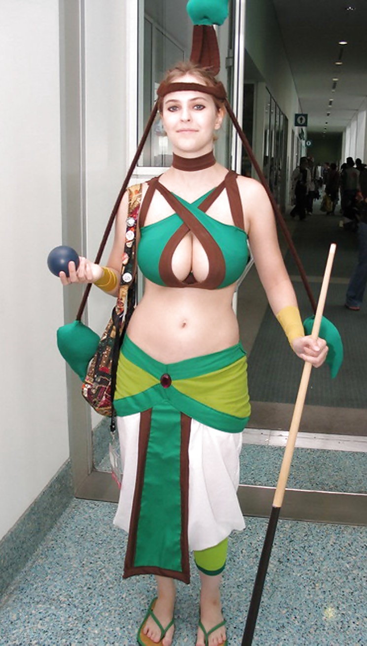 Chubby Cosplay pict gal