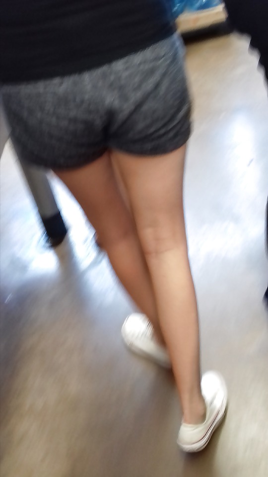 Flat teen ass pict gal