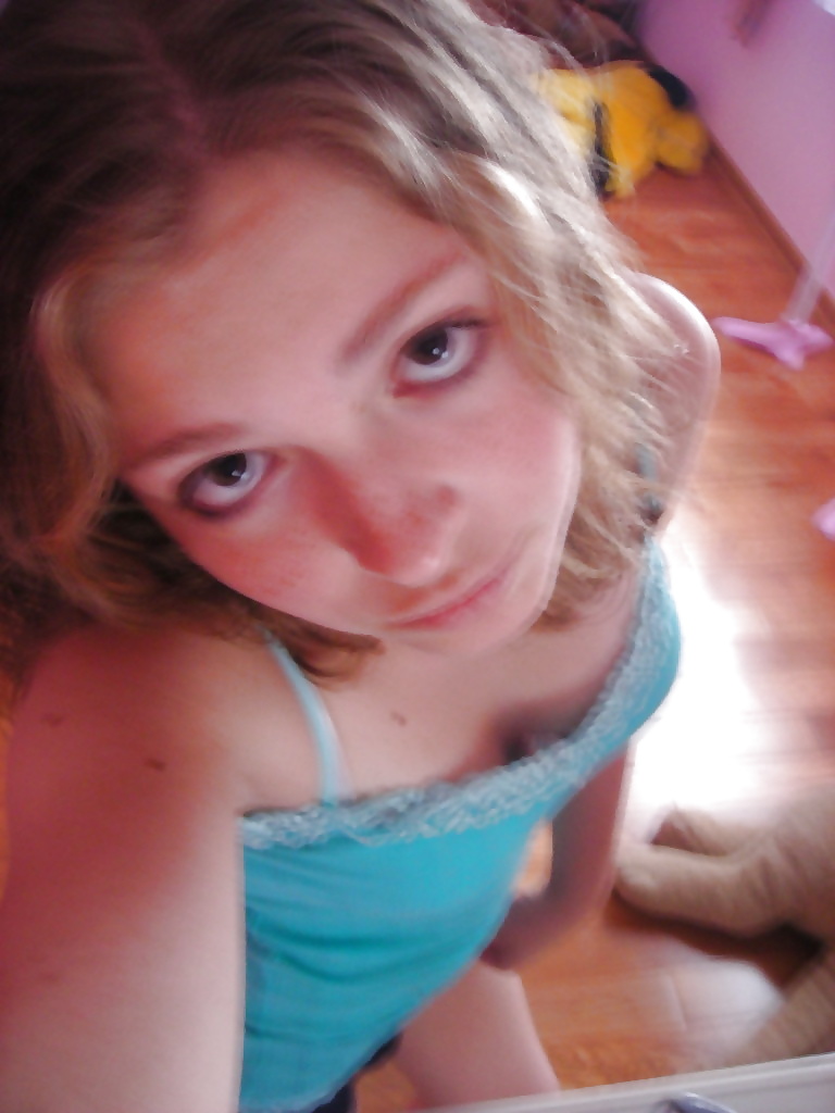 Silly Skinny Small Tits Selfshot Sylvia pict gal
