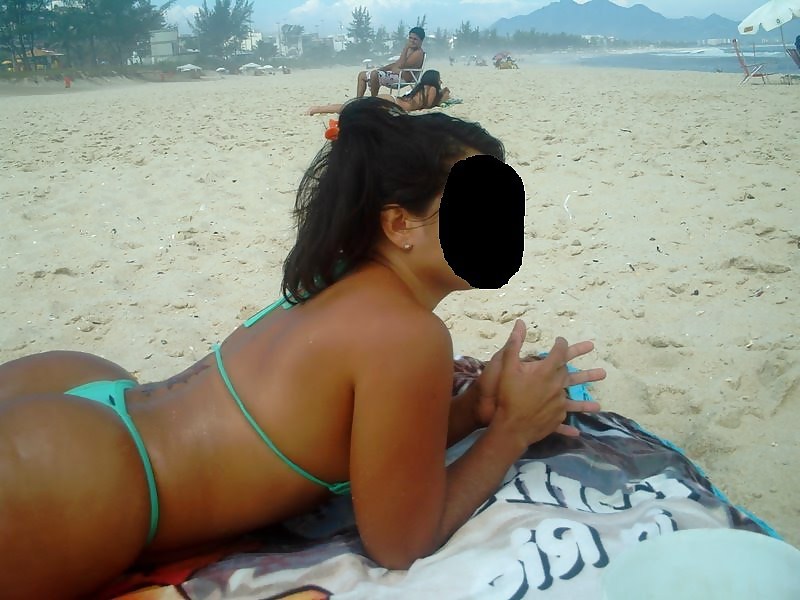 Bikini Babes in Brazil pict gal