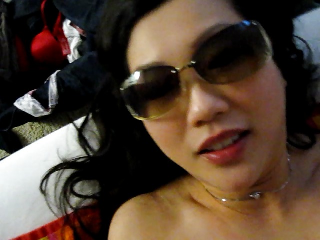 cutie asian in sunglasses suck & fuck pict gal