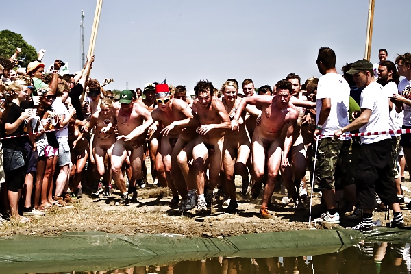 Roskilde Nude Run - 2010 pict gal