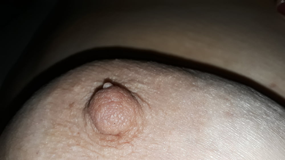 Resting nipples - 30 Photos 
