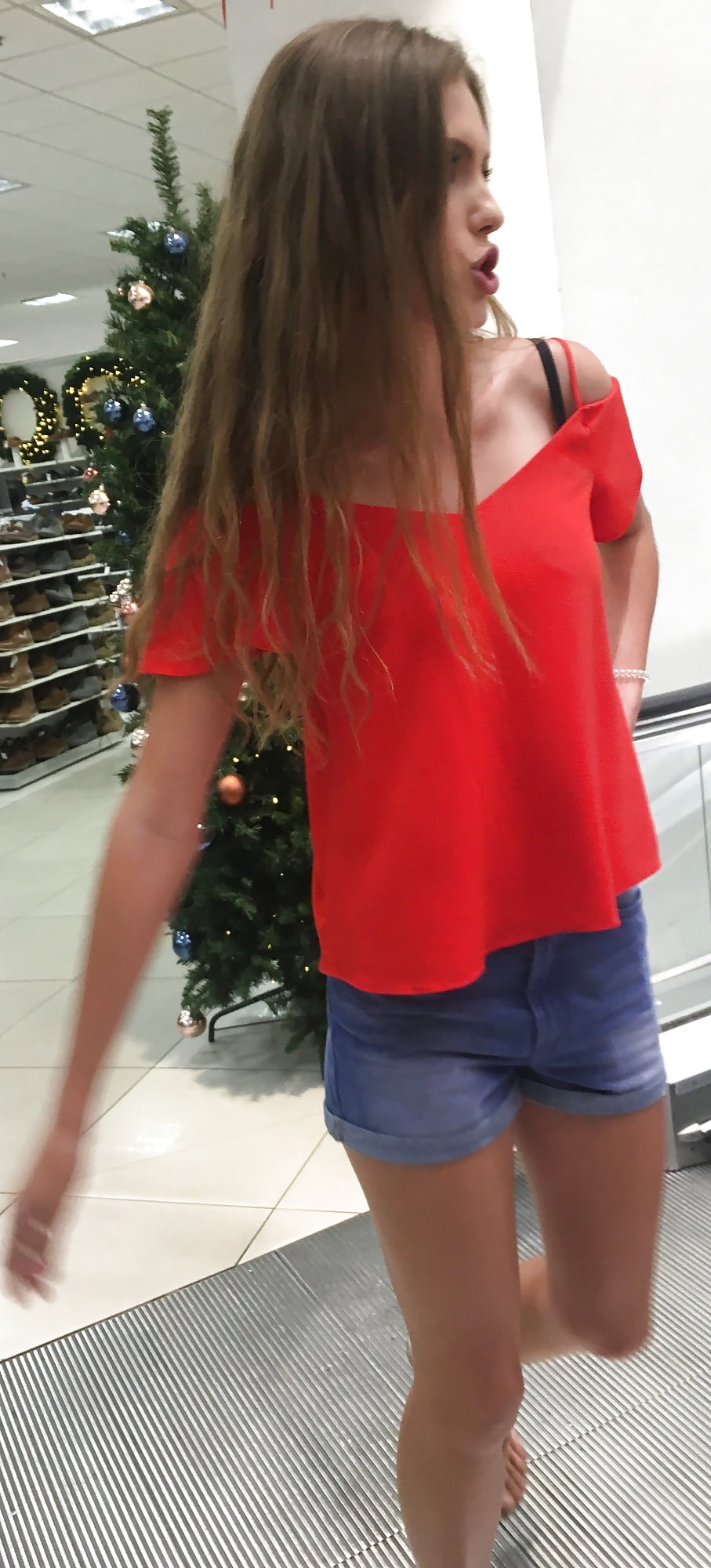 Small compilation of gorgeous tight mall teens pict gal