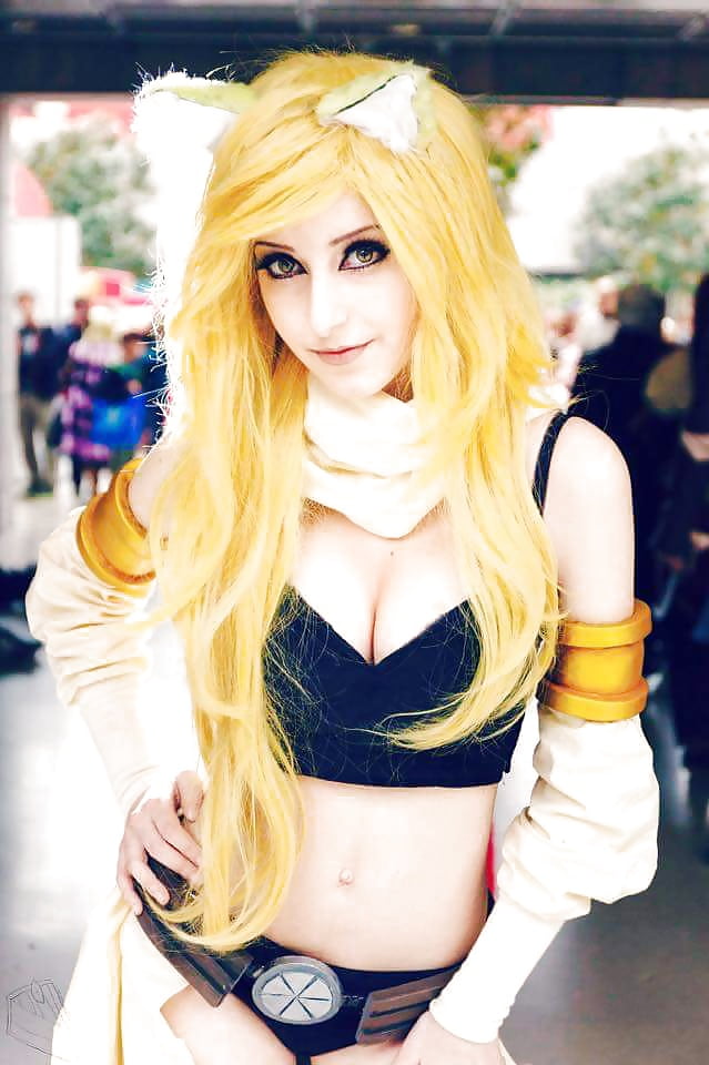 Anissa cosplay hot