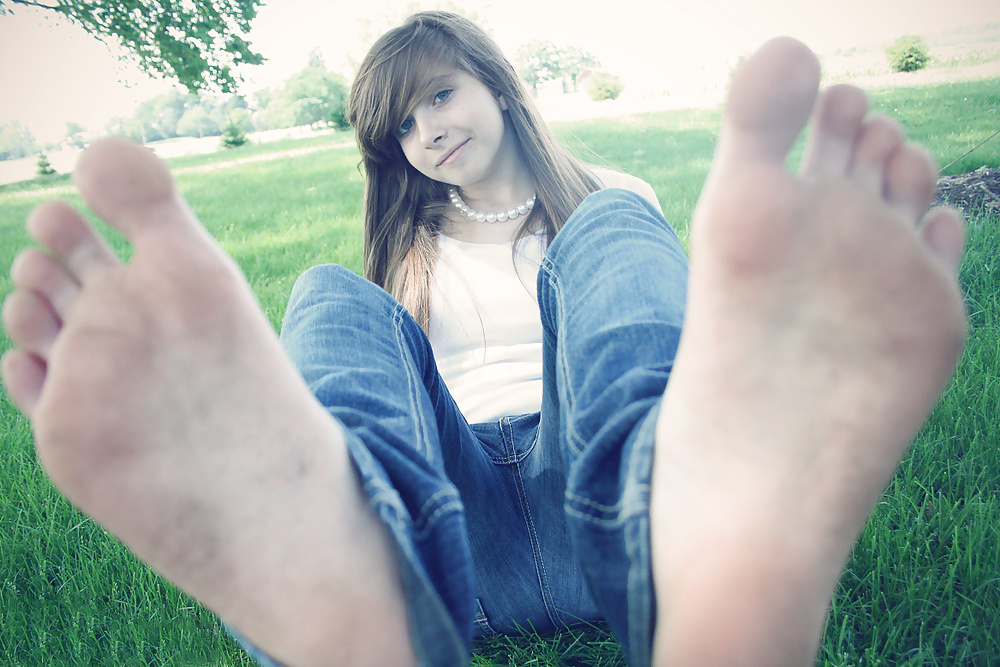 Beautiful feet pict gal