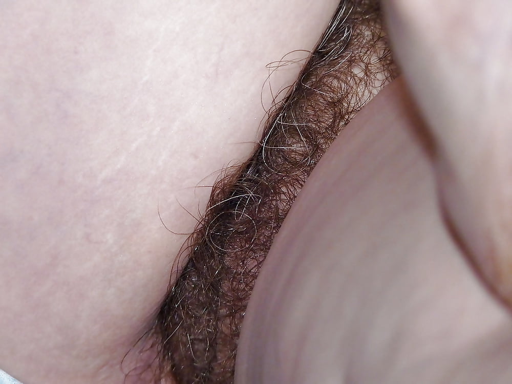 Hairy cunt of my mature wife! Amateur! pict gal