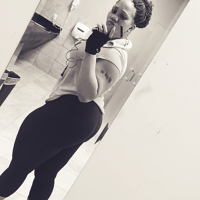 Black Women: Selfies 10 pict gal