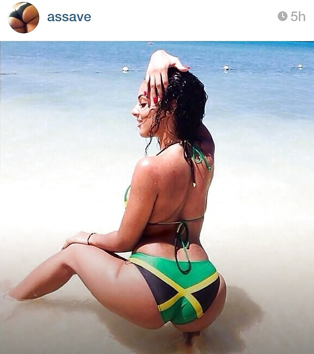 Latinas In Swimsuit 6 pict gal