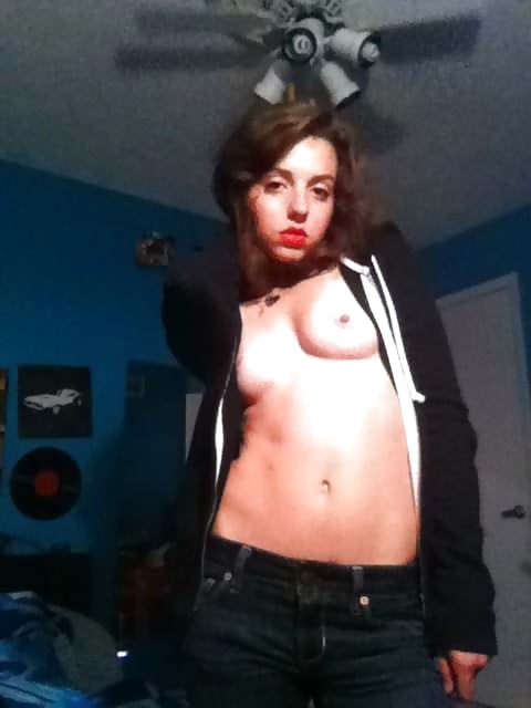 Teen Slut aka SuckLover pict gal