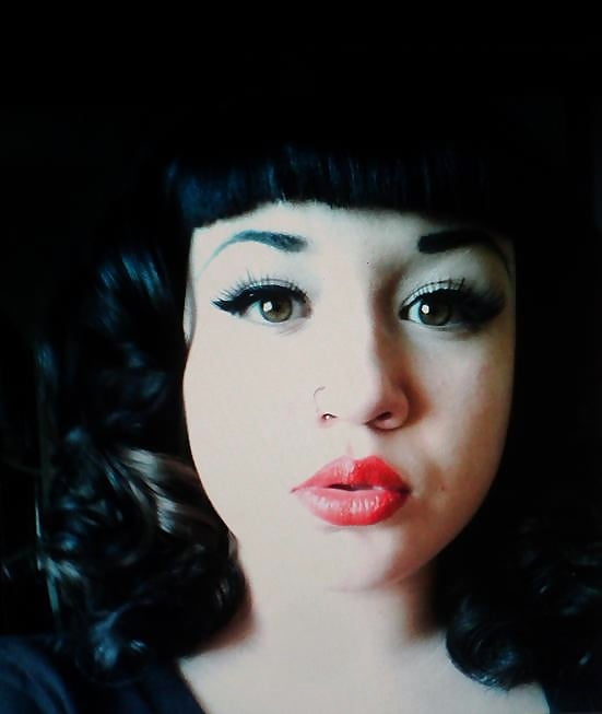 Stupid slut Hannah pict gal