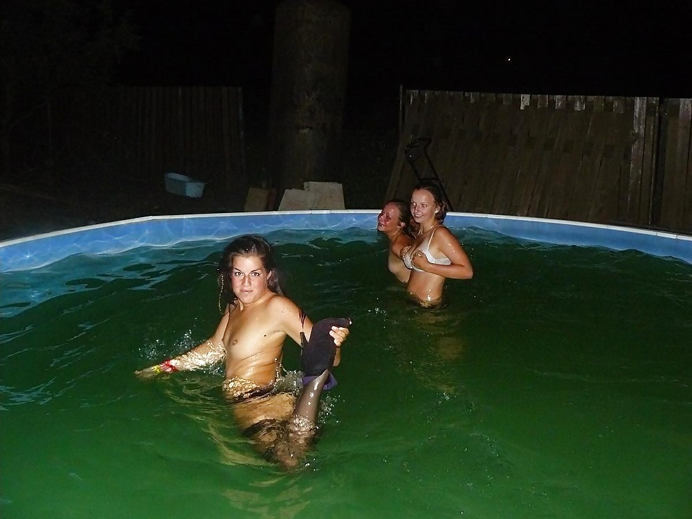 Swimming Teens From,SmutDates pict gal