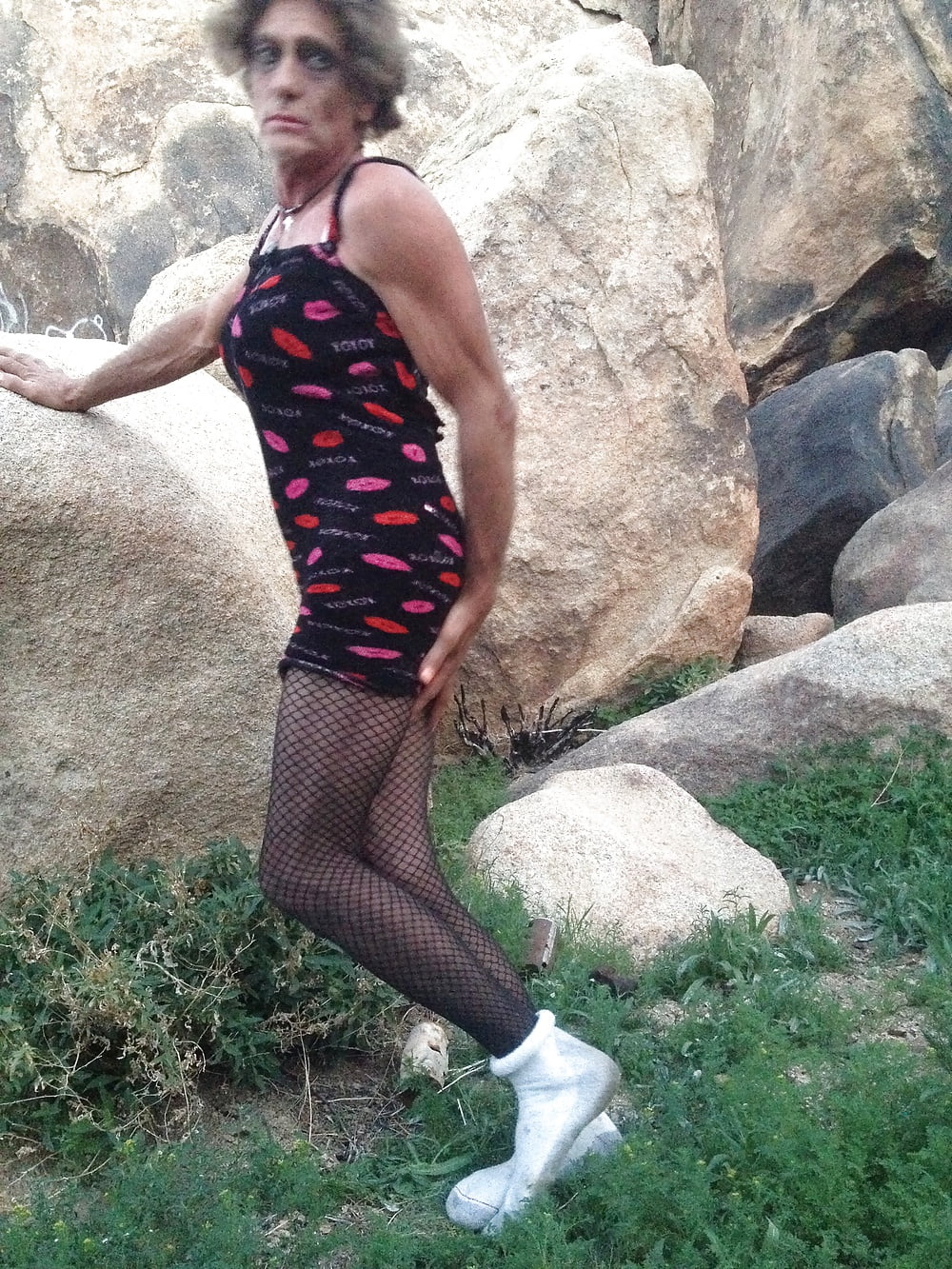 Horny sissy pict gal